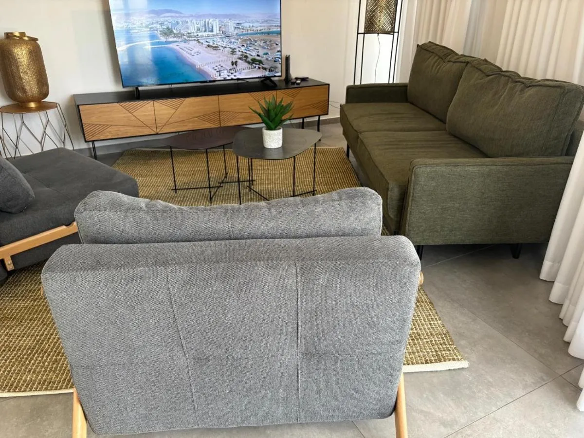 Image 3 of Almogim Avenue Family Apartment By Hashdera Eilat