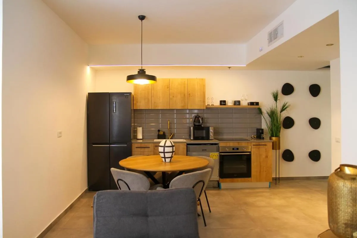Image 2 of Almogim Avenue Family Apartment By Hashdera Eilat