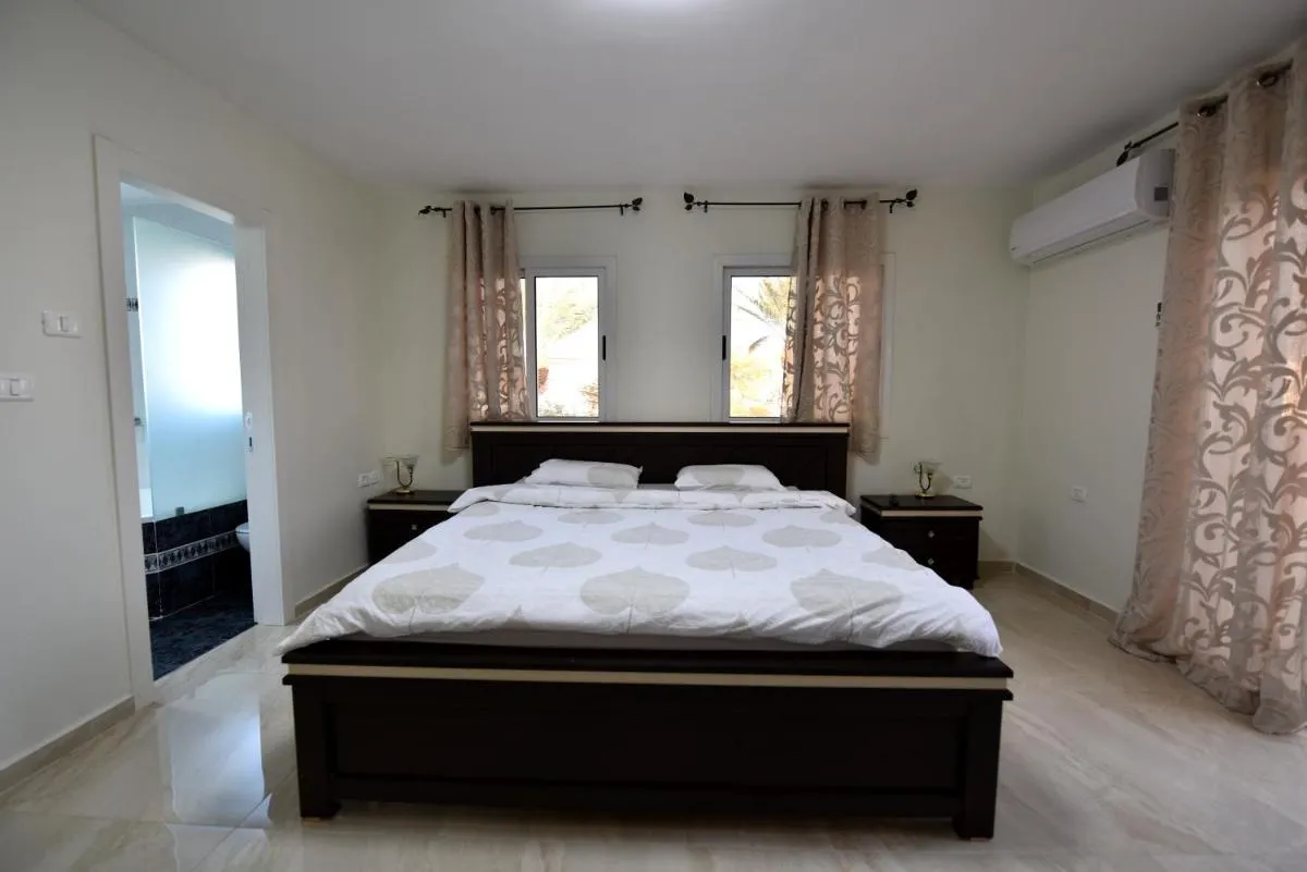 Image 1 of Amazing Villa