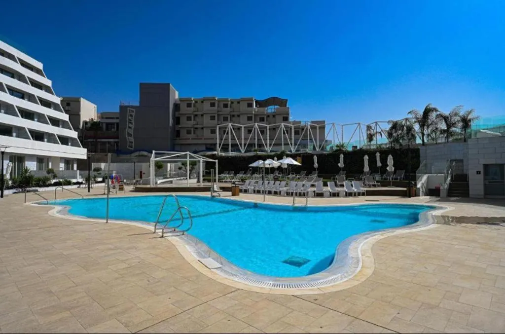 Image 3 of Beach Side-Kings Luxury Sea view Amazing Pool Eilat