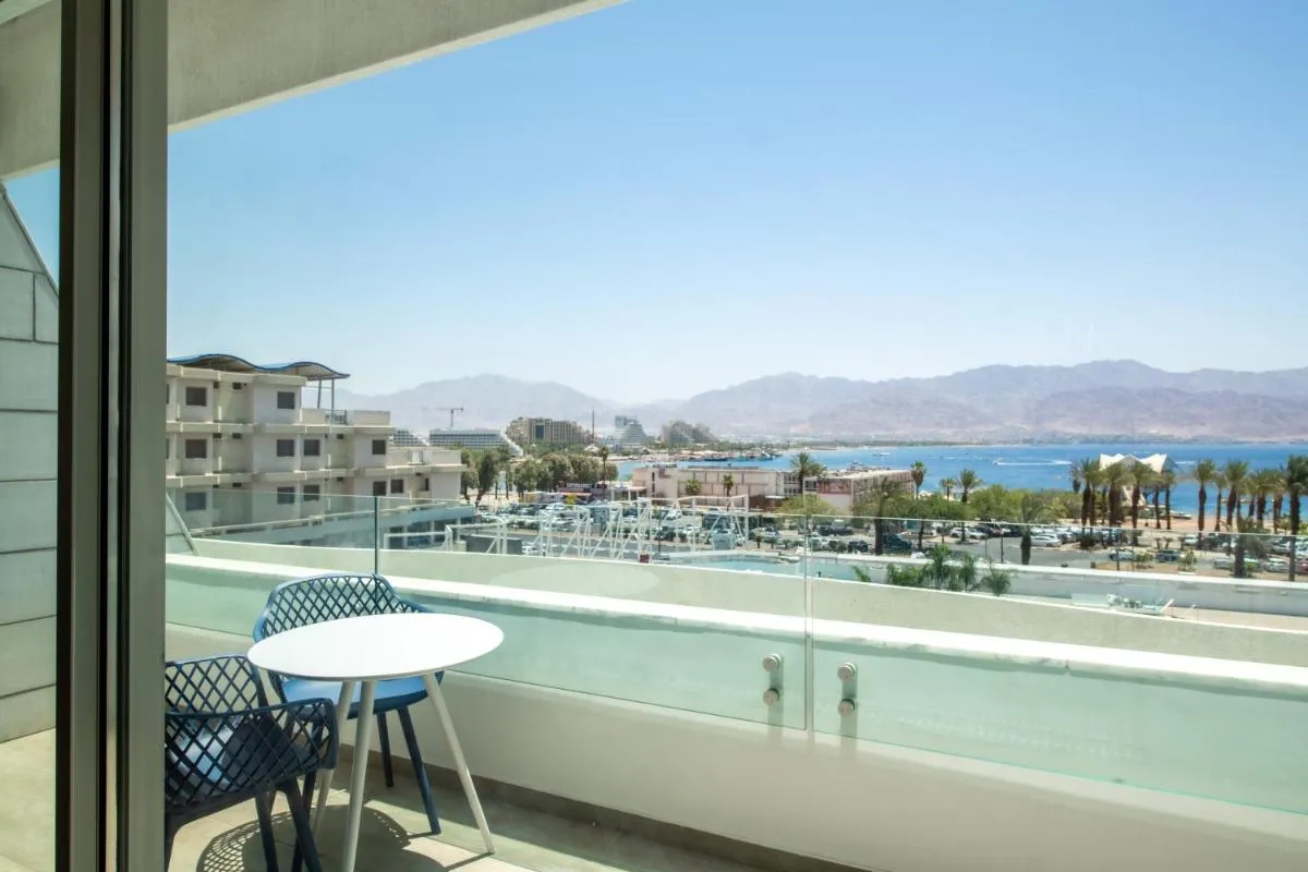 Image 6 of Beach side -Luxury sea View Amazing pool Eilat
