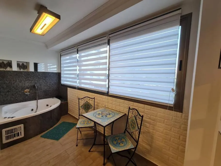 Image 5 of Blue moon apartment