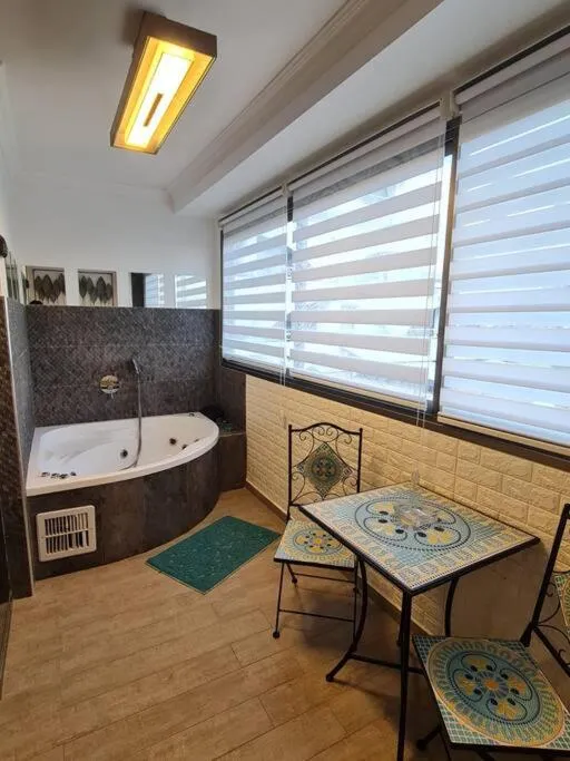 Image 3 of Blue moon apartment