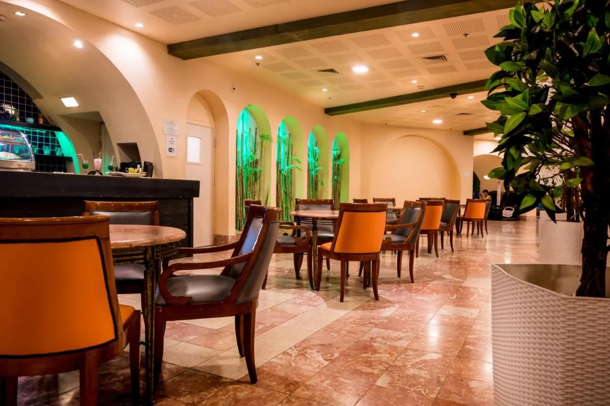 Image 2 of Club In Eilat Resort – Executive Deluxe Villa With Jacuzzi, Terrace & Parking