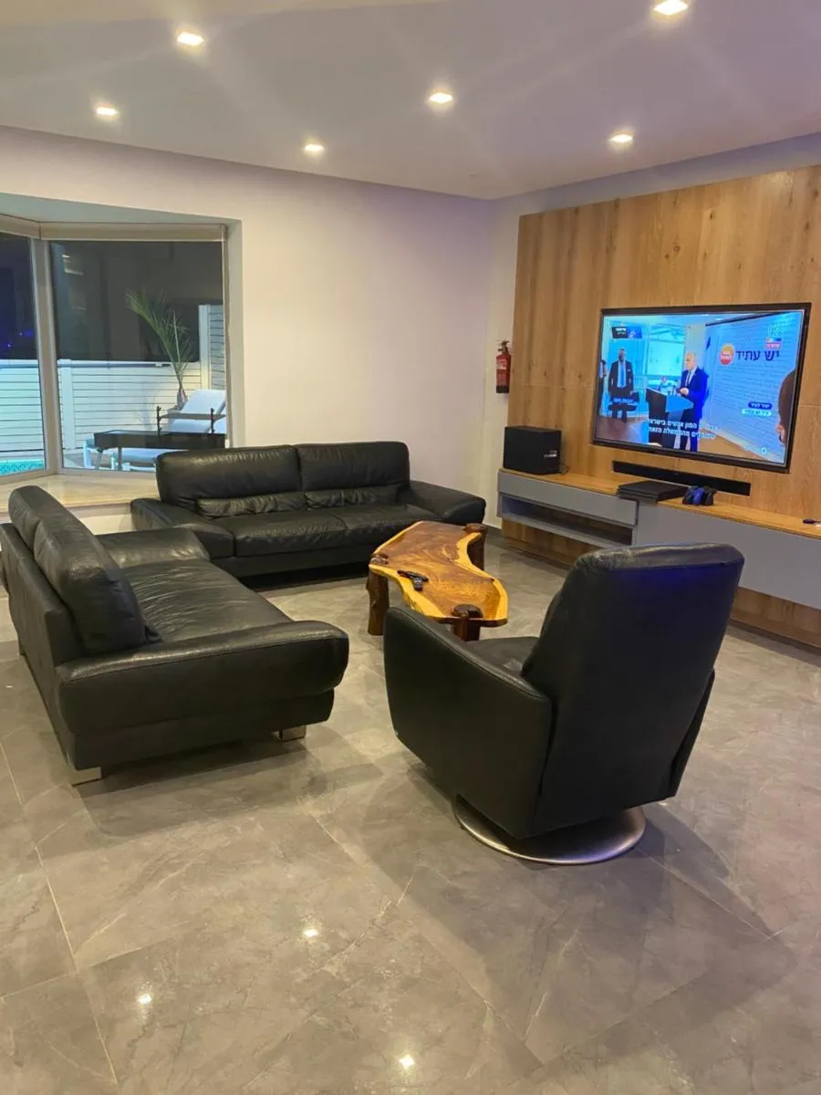 Image 5 of Luxury Duplex With Private Pool