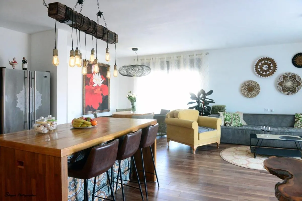Image 2 of Penthouse Bay View