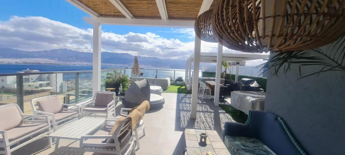 Image 5 of Penthouse Bay View