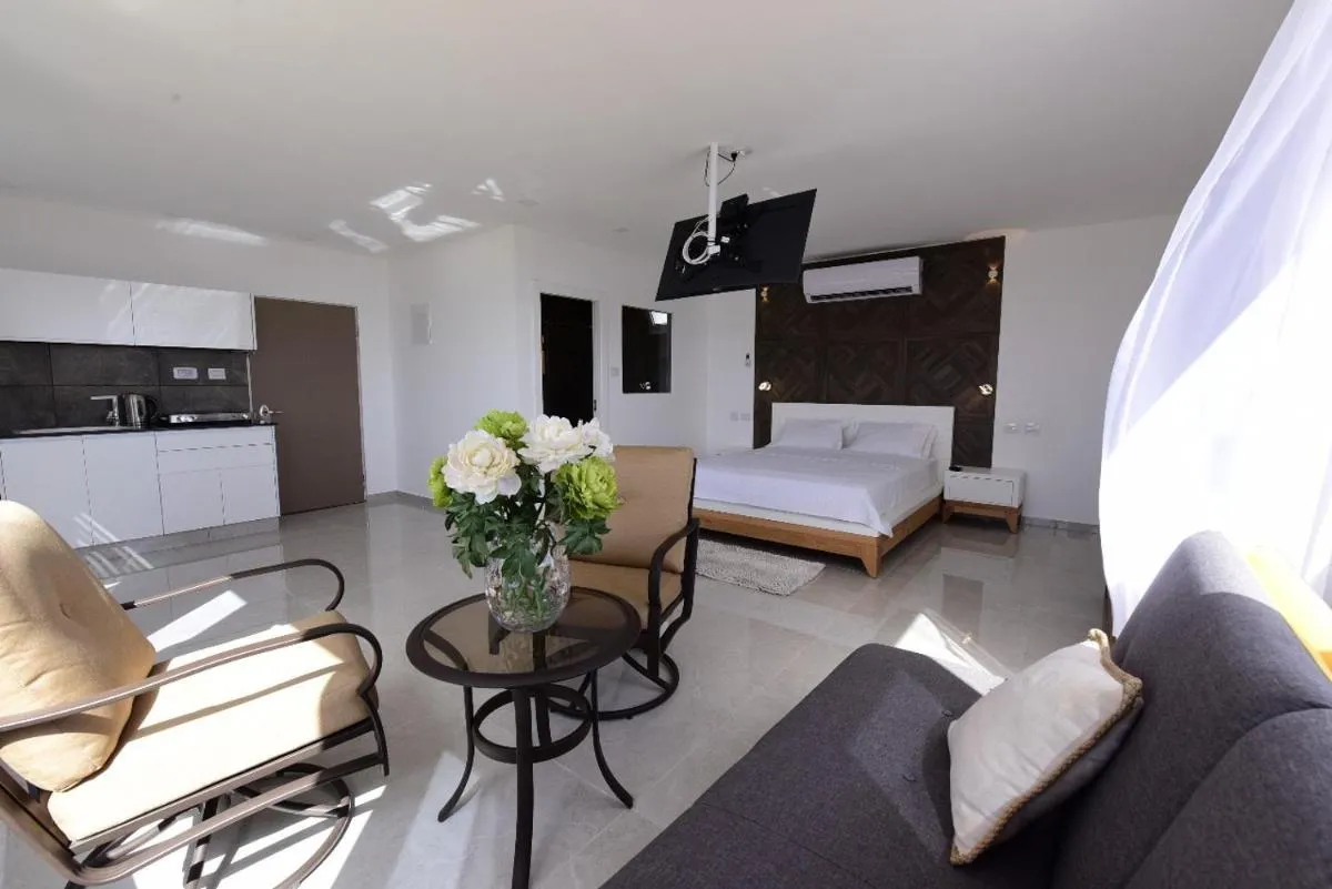Image 6 of Presidential Penthouse