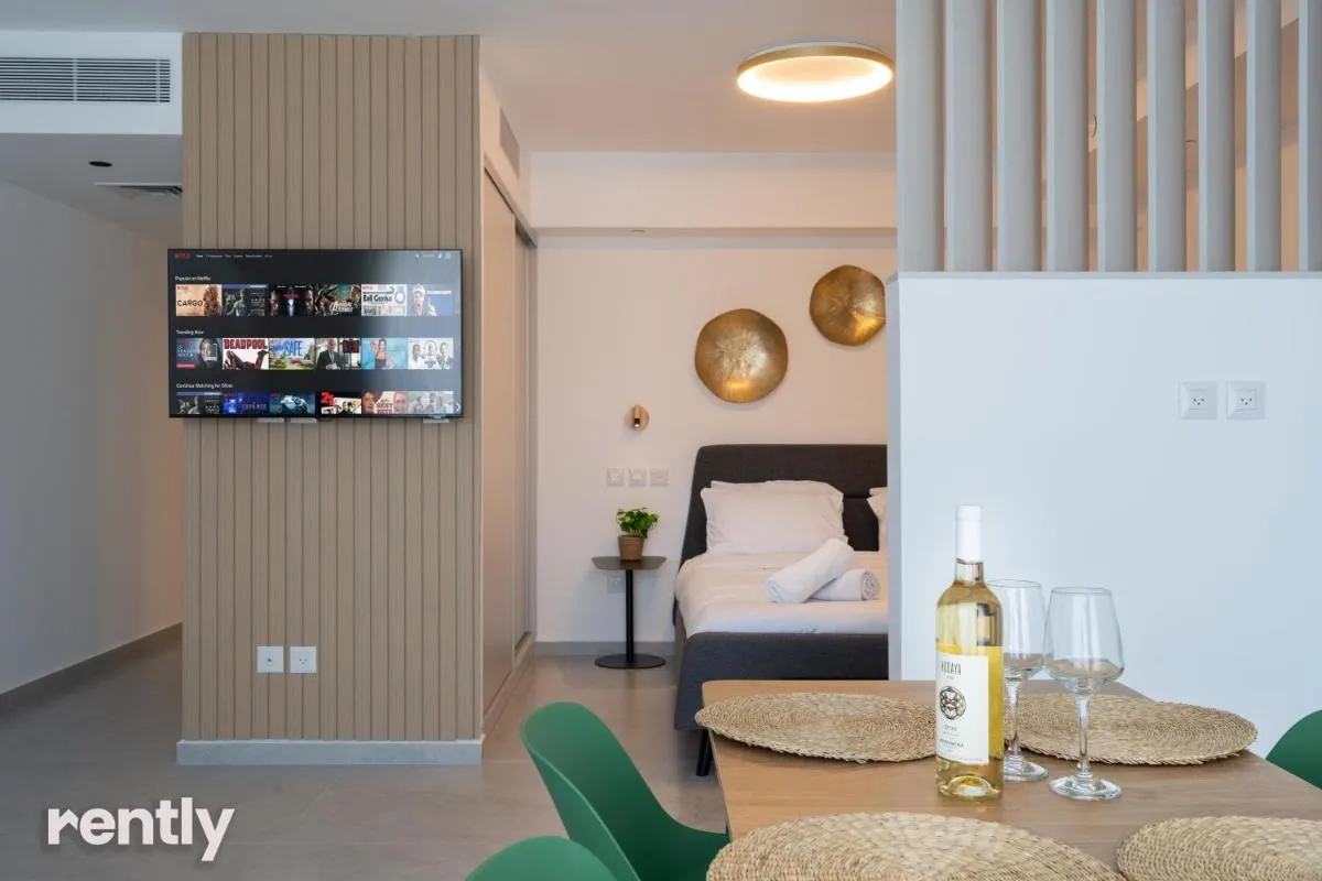 Image 5 of Sea side Daisy apartment – by Rently