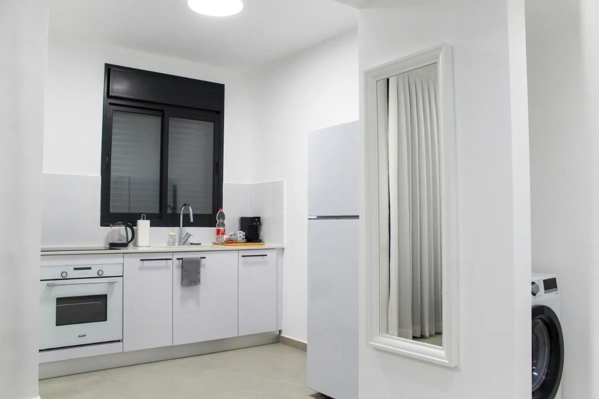 Image 4 of Suite Apartment #57 By Hashdera Eilat