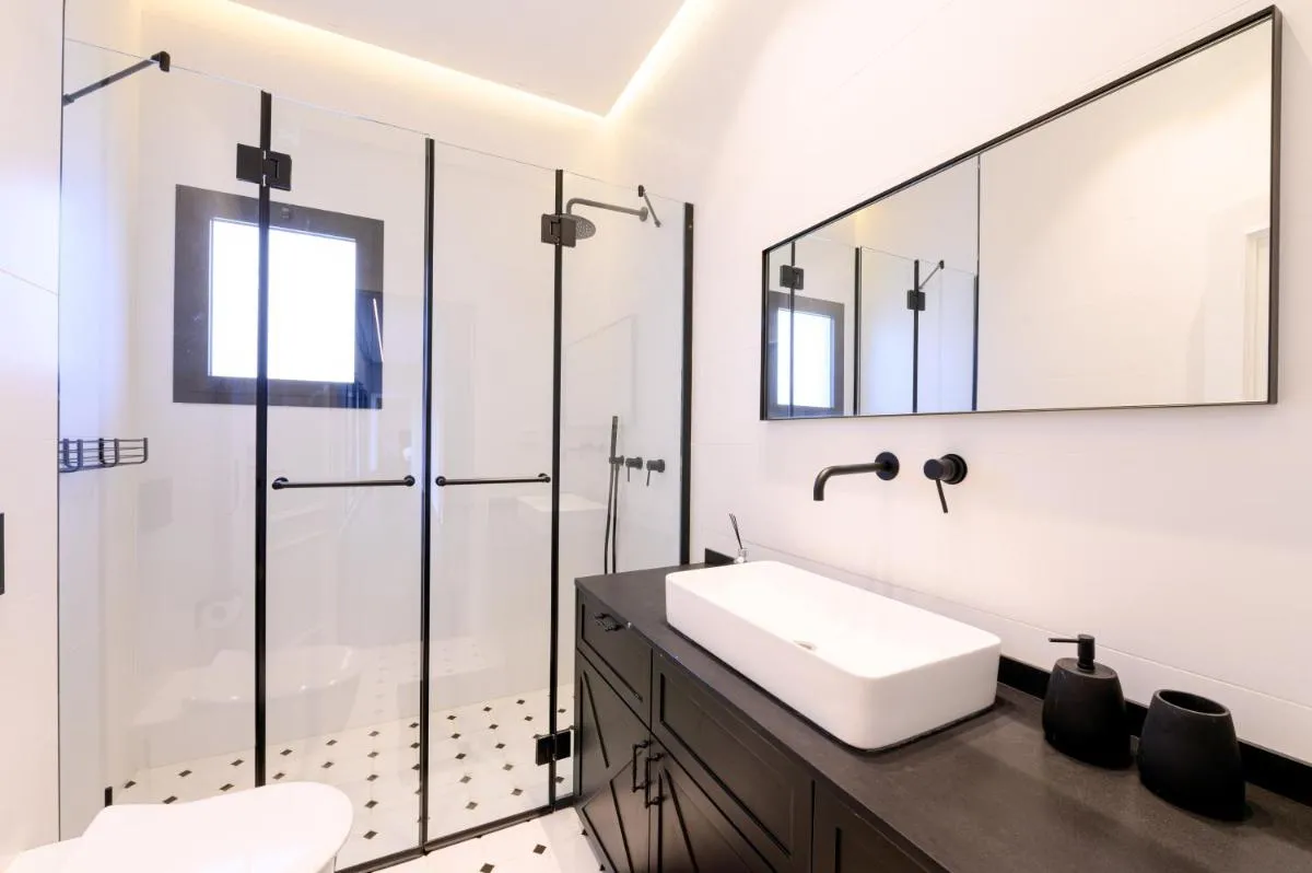 Image 2 of Villa Six Eilat
