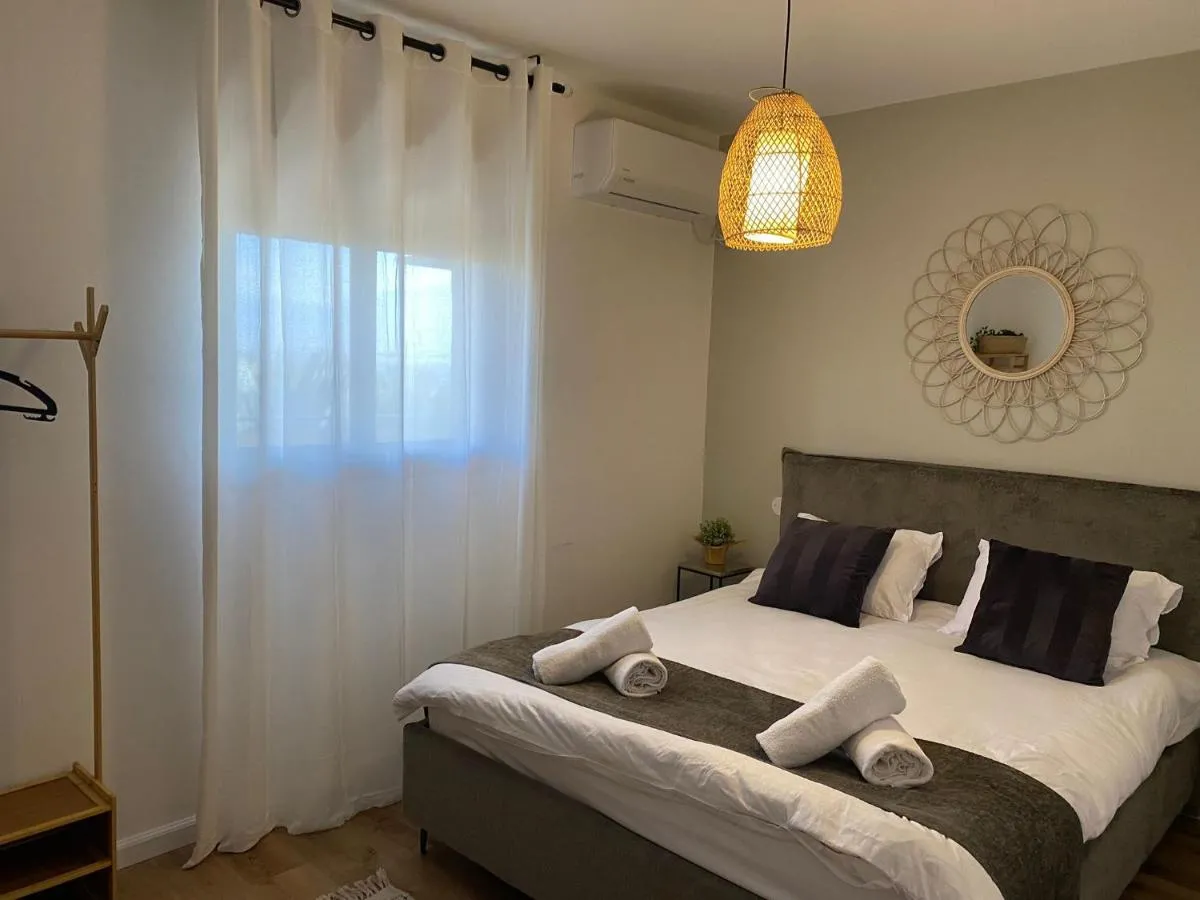 Image 6 of YANZ APARTMENT