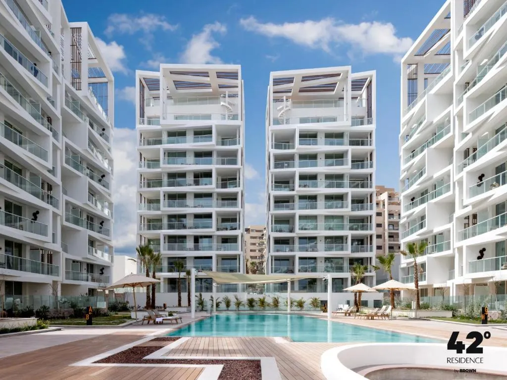 42 Residence by Brown