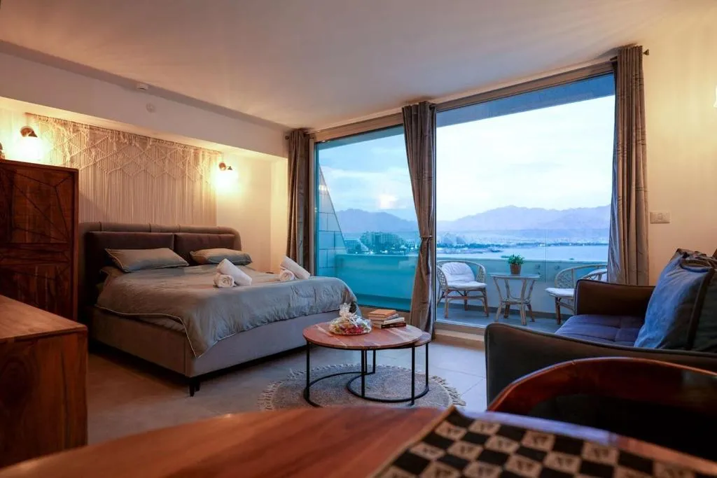 Apartment in Sea Side with amazing sea view – By Edomlux