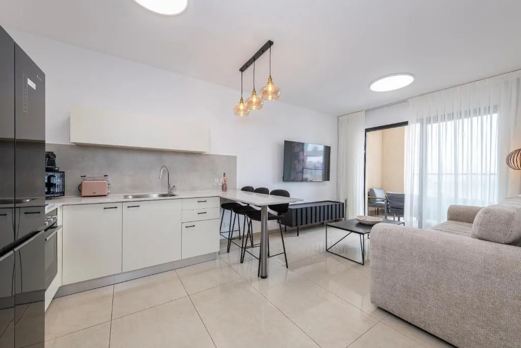 Melony Apartments Almogim 21 Street