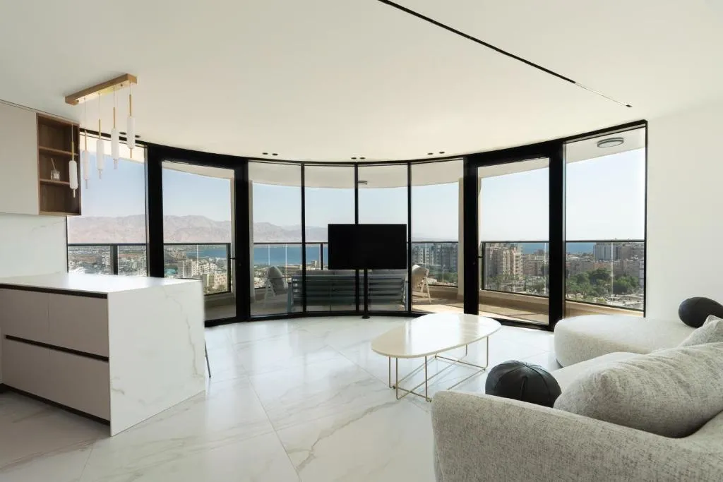 New York Apartment- By Harim