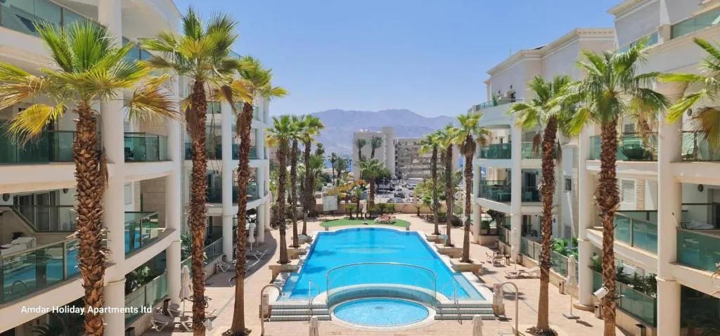 Palmore Resort 4 bedroom apartment with Private Pool – By Amdar Holiday Apartments