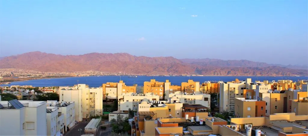 Stunning Views Penthouse, 3 Bedrooms, 3 Bathrooms יש ממד