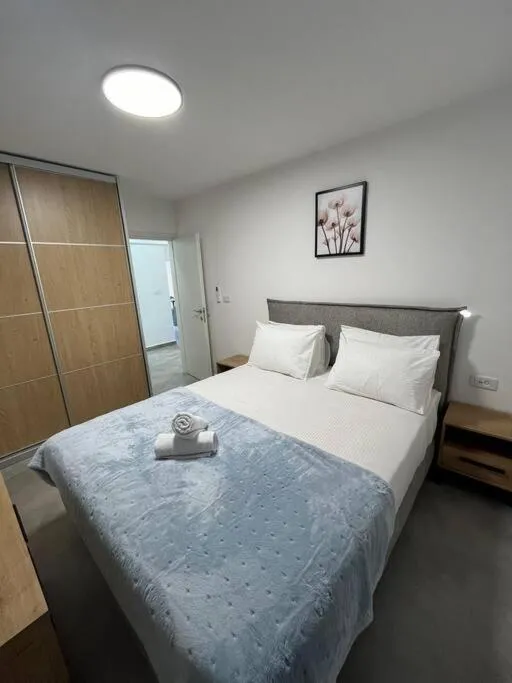 Image 3 of לואיס בוטיק- LUIS Boutique